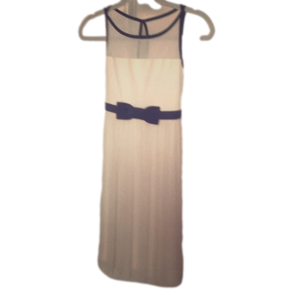 Ruby Rox Girls Mid Length Dress Cream & Black Pleated Skirt Bow Detail Size 14